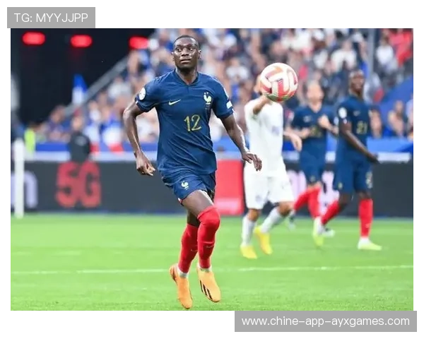 巴黎穆阿尼禁区抢点训练升级:助力天赋锋线绽放巅峰 巴黎穆阿尼禁区抢点训练升级:助力天赋锋线绽放巅峰