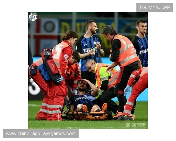 国际米兰弧顶的传导为禁区插上提供动力