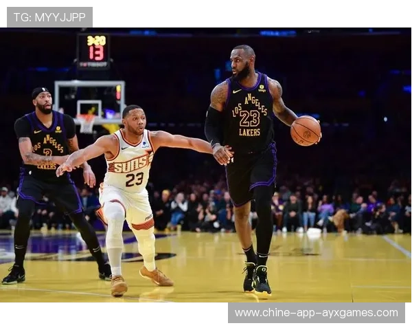 NBA湖人大号三分稳稳追平比分——从赛场瞬间到日常成长的软文解码