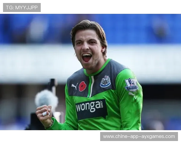 纽卡斯尔阿兰胸口停球后射门进网赢得掌声的瞬间：从场上到心灵的品牌叙事